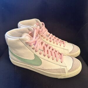 Nike Blazers Mid 77 Premium High-Top Sneakers - Cream, Green, Pink
